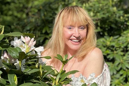 Алла Пугачева отвела детей на линейку в элитную гимназию (фото)