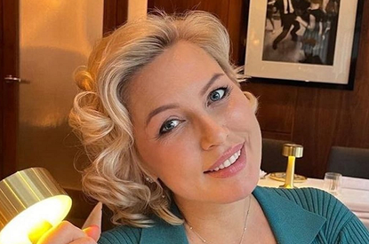 Экс-чемпионка мира Наталья Рагозина показала новорожденную дочь