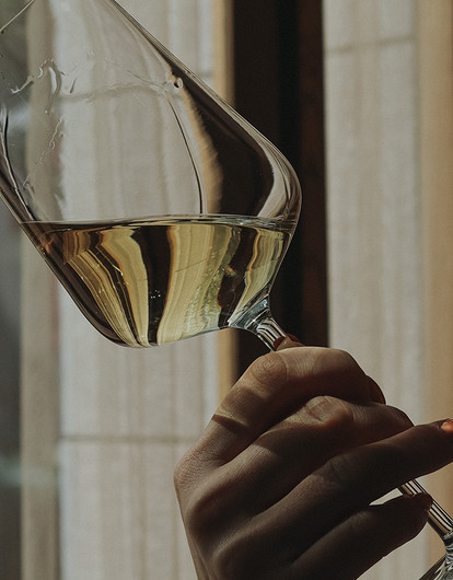 Вина на вине: 5 проблем с кожей лица, которые появляются из-за алкоголя