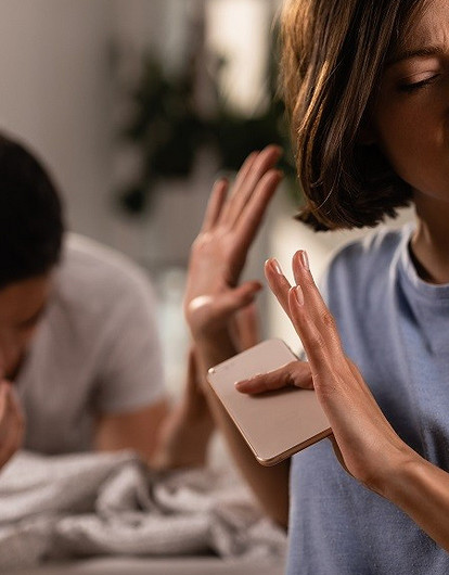 «10 лет коту под хвост»: истории людей, которые расстались сразу после того, как съехались