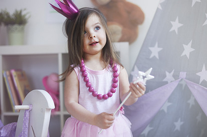 Красивые женские имена для девочек 2022-2023 (подбор по месяцу рождения)