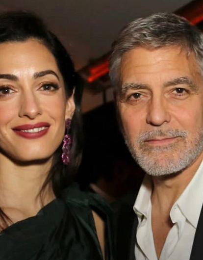 Редкий выход: Джордж Клуни появился на публике с женой Амаль