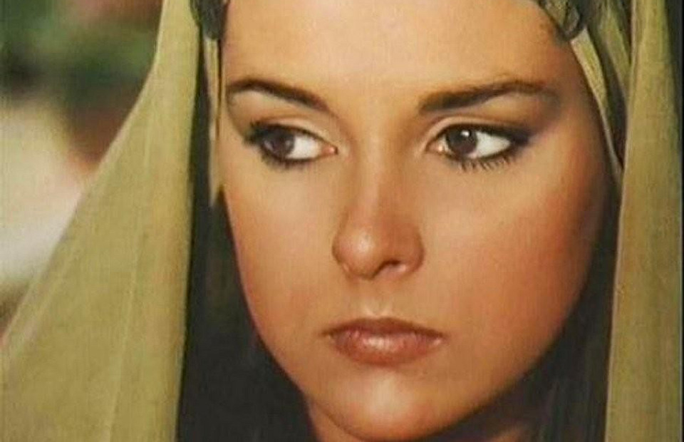 Айдан Шенер: как сегодня живет звезда турецкого фильма «Королек — птичка певчая»