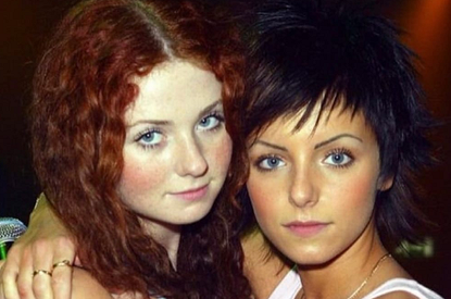 Группа «Тату» воссоединилась и впервые выступила в полном составе после распада (фото)