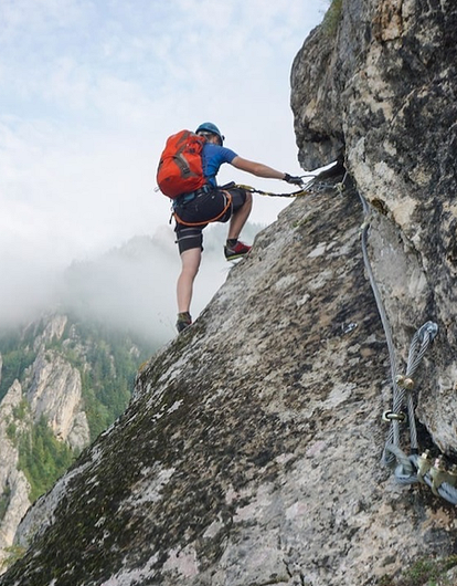 Выжившему на Камчатке гиду грозит до 10 лет тюрьмы за гибель 9 туристов