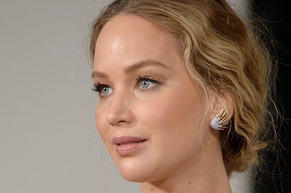 Дженнифер Лоуренс призналась, что пережила два выкидыша