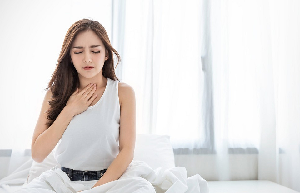 Болит горло по утрам: 9 причин, о которых ты могла не догадываться
