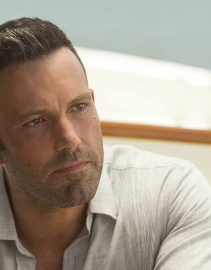 В роли кассира: Бен Аффлек был замечен за продажей пончиков