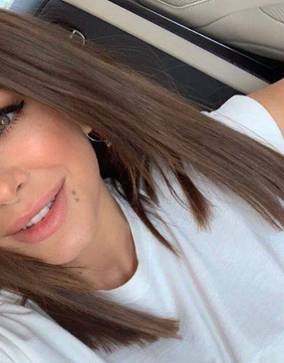 Ани Лорак замечена в объятиях незнакомого мужчины