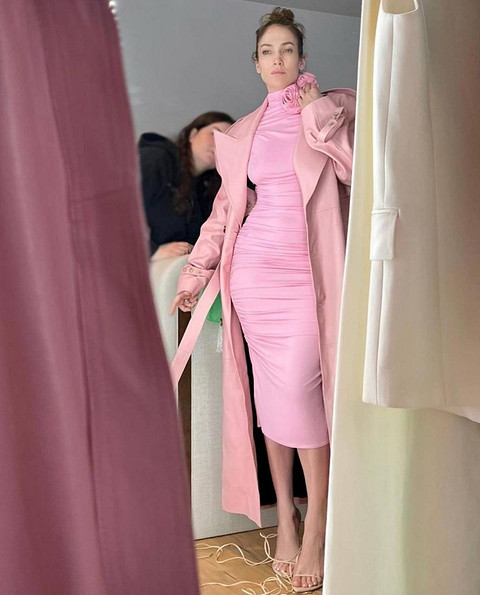 Дженнифер Лопес нашла идеальное розовое платье