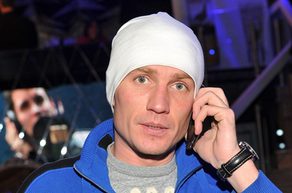 «Ноги начали синеть»: состояние Романа Костомарова ухудшается