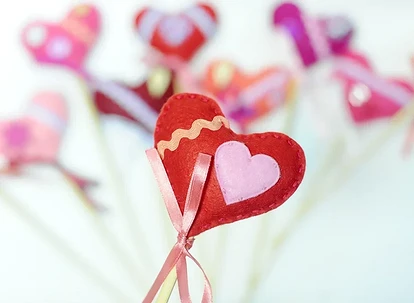 Открытки и валентинки с Днем влюбленных: 10 идей своими руками | internat-mednogorsk.ru