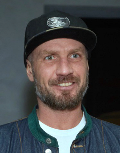 Не становится лучше: ледовый спектакль с Костомаровым перенесли на длительный срок