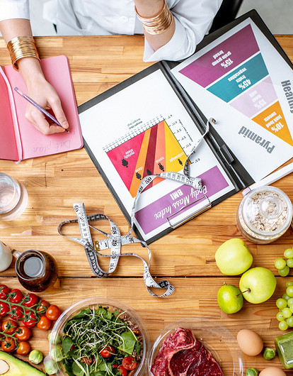 Даешь антиэйдж: 8 самых важных витаминов и минералов для женщин 45+