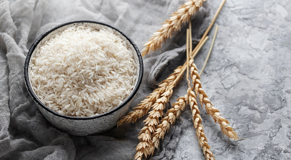 По крупинке: как правильно варить рассыпчатый рис на гарнир