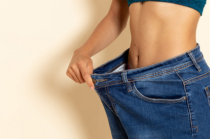 Справятся даже лентяи: 15 интересных способов сжечь калории без спорта и диет