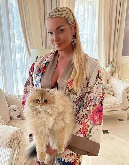 «Я ненавижу одиночество»: Анастасия Волочкова рассказала о личной жизни