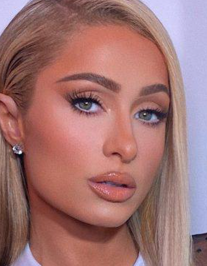 Пэрис Хилтон устроила первую фотосессию с сыном - поклонники считают, что малыш болен