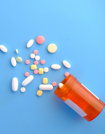 4 типа лекарств, которые плохо влияют на зубы