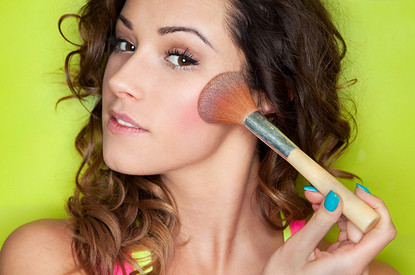 6 ошибок в макияже, которые делают весь образ безвкусным