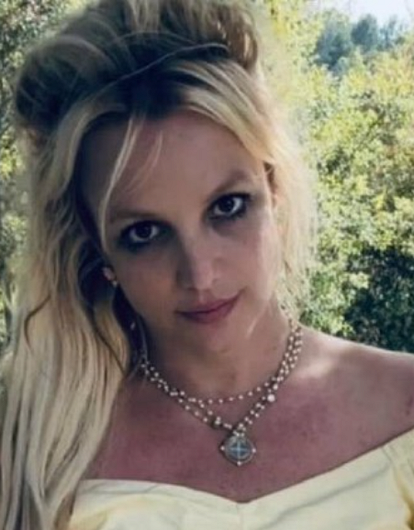 Бритни Спирс поделилась откровенными подробностями о жизни под опекой отца