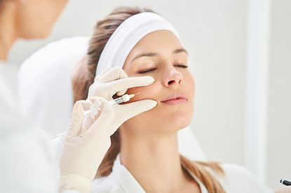 Какие правила нужно соблюдать до и после уколов красоты: советы врача