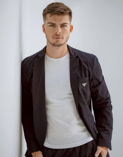 Сын Олега Газманова закрутил роман с известной блогершей