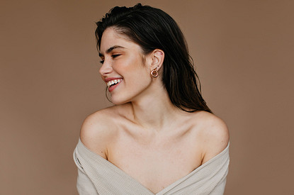 10 стильных причесок для свидания, от которых в восторге все мужчины