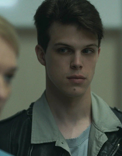 «Библиотекарь», «Цикады» и другие: 15 захватывающих русских сериалов с крутым сюжетом