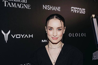 Дочь Виктории Дайнеко отказалась от фамилии отца