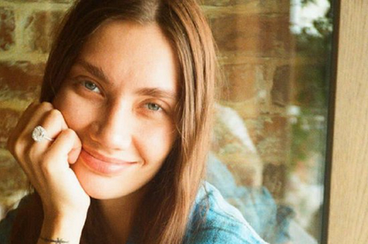 Карина Истомина показала фигуру спустя неделю после родов