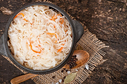 Польза квашеной капусты и кому ее есть нельзя