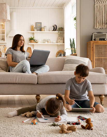 Чем занять ребенка, если у тебя совсем нет времени или сил: игры для работающей мамы