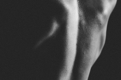 Боль в спине: почему не помогают популярные методы лечения и что реально делать