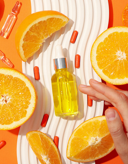 Команды стареть не было: 7 главных anti-age ингредиентов в косметике