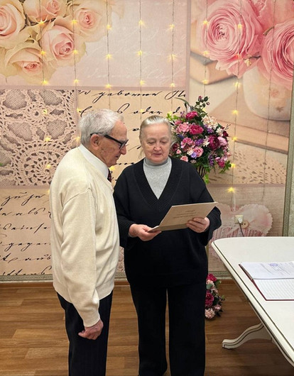 Свадебный рекорд: 100-летний житель Нижнего Новгорода женился на молодой невесте