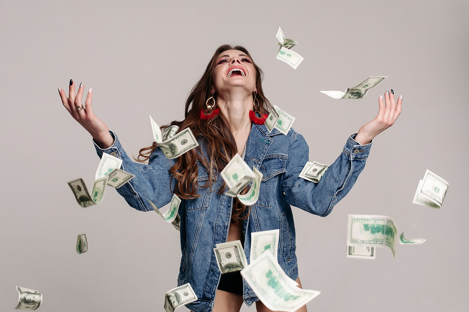Как привлечь деньги и удачу в свою жизнь: 10 главных способов