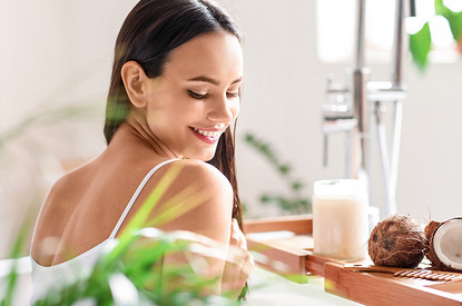 Кокосовое масло: польза для лица, тела и волос — мнение экспертов