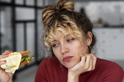 Как избавиться от постоянного чувства голода: рассказывает врач