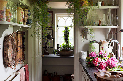 Маленькая кухня: как поместиться и превратить недостатки в достоинства