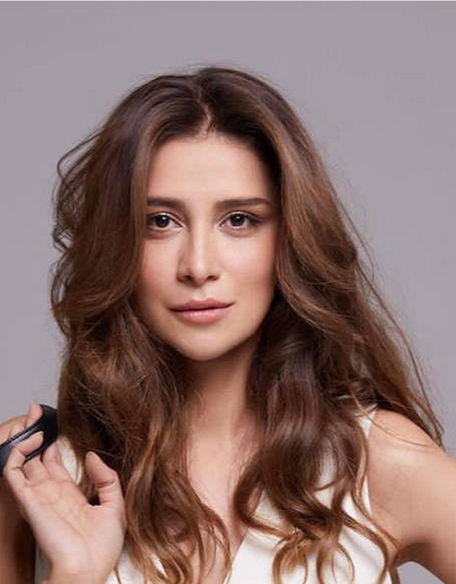 Равшана Куркова впервые показала лицо дочери