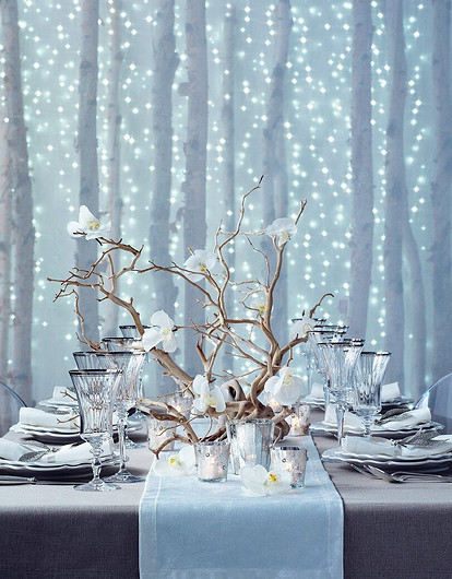 Как повесить гирлянду-штору: 5 советов и безопасных решений