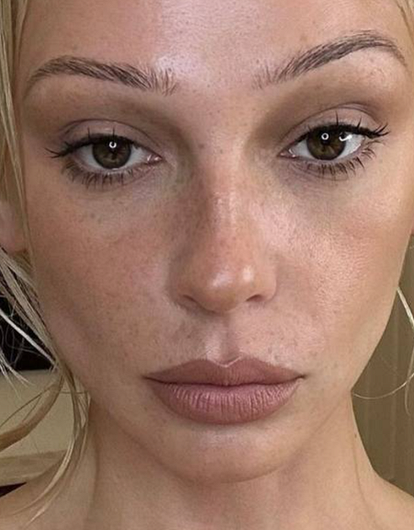 Настя Ивлеева публично извинилась за свою «голую» вечеринку