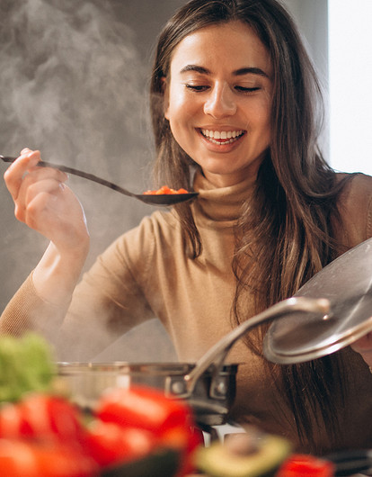 Что делать, если пересолил суп: 10 способов исправить ситуацию