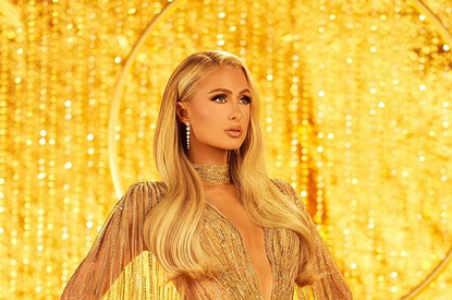 Пэрис Хилтон впервые опубликовала фото с новорожденной дочерью