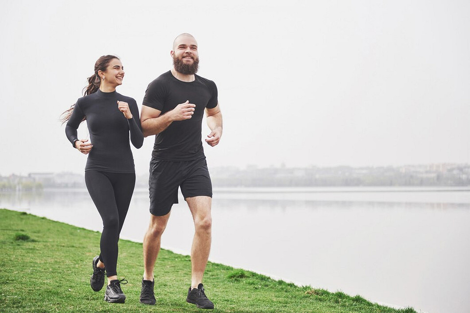Что лучше: бег или ходьба для похудения и здоровья