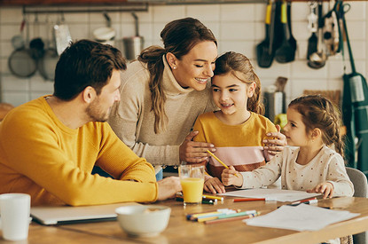 Как говорить с ребенком, чтобы он тебя услышал: об учебе, любви и не только