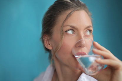 Вода и отеки: как пить без негативных последствий для организма