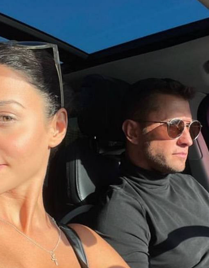 «Не дай Бог иметь такого мужа. Всю чужую микрофлору в дом принесет»: жена комика Ильи Соболева пожалела Брутян