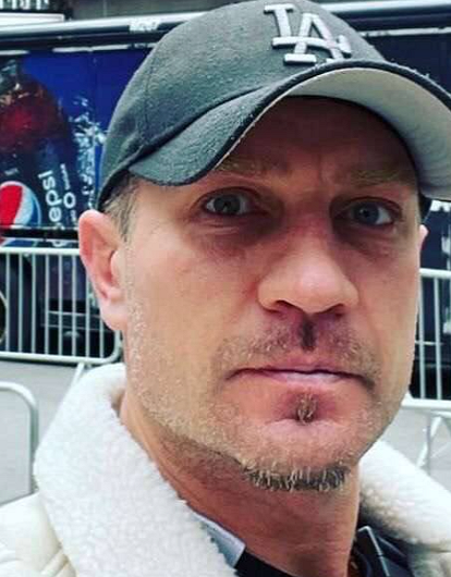 «Он сам дал добро на ампутацию. Иначе бы умер»: тренер Костомарова сделал заявление